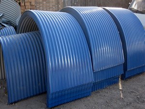 <a href='/pdjcgz.html'>皮帶機(jī)彩鋼罩</a>